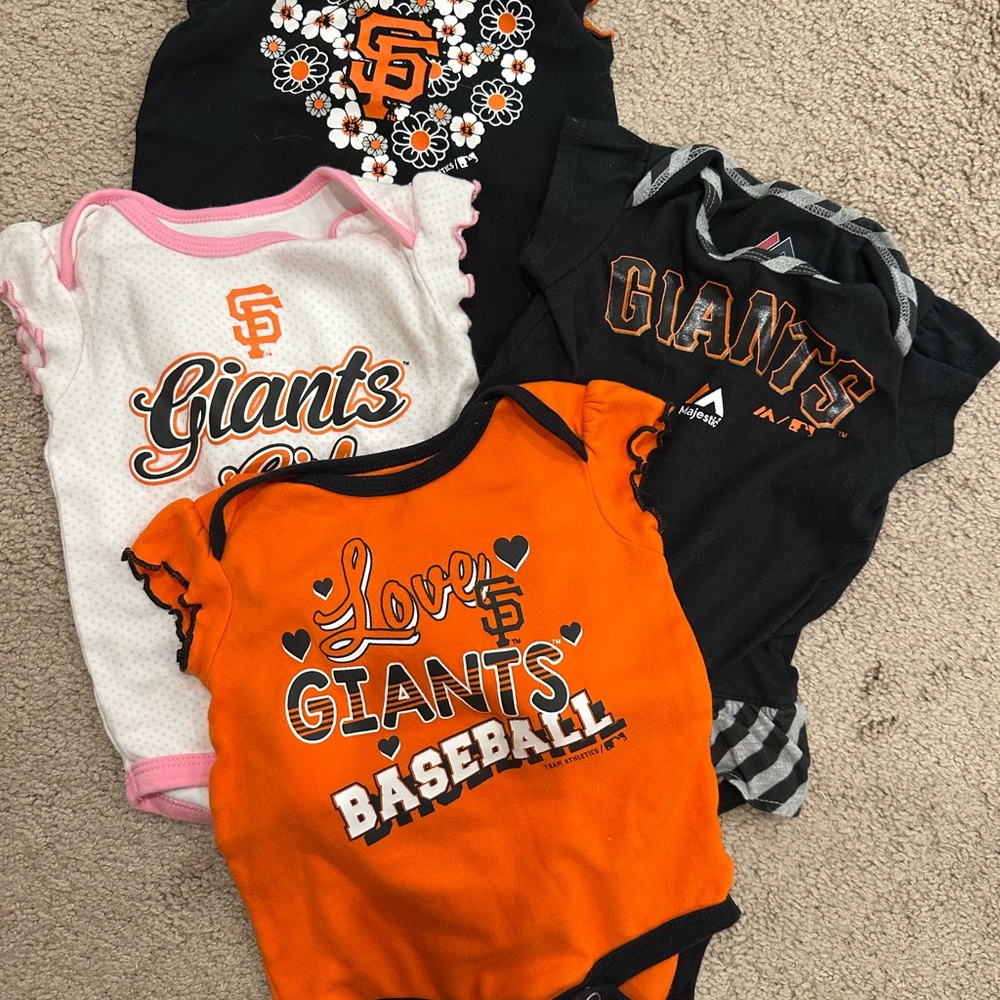Genuine Merchandise Giants Kids Short Sleeve Tees - Black, Orange, White